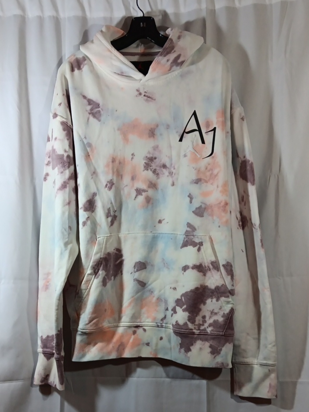 Jordan Mens Large Hoodie Sport DNA Kangaroo Pocket TieDye Purple Logo Shirt